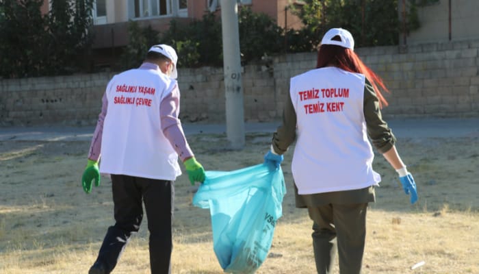 SİİRT BELEDİYESİ TEMİZLİK KAMPANYASI BAŞLATTI