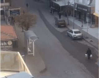 AYDINLAR CADDESİNİN DİLİ OLSA DA KONUŞSA!