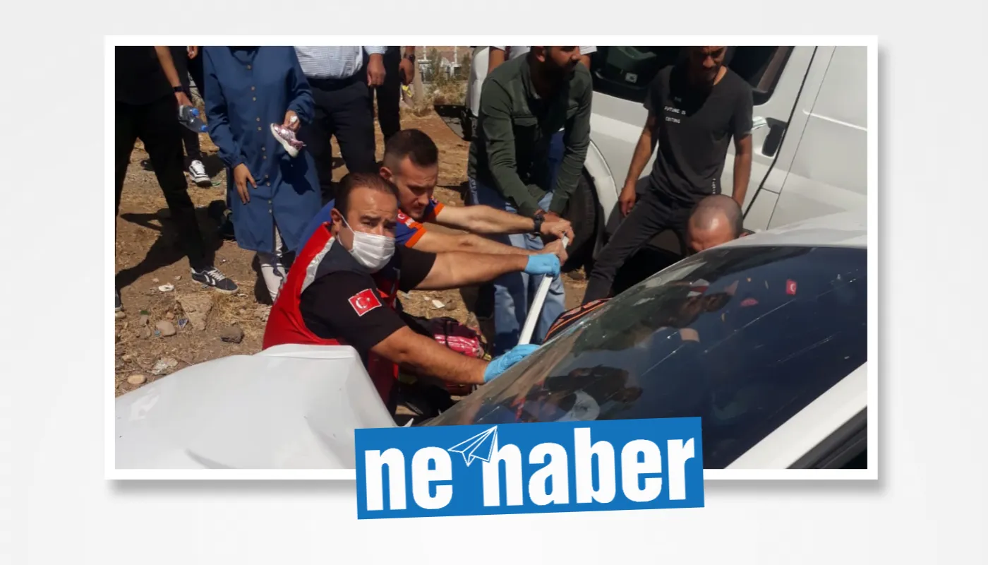 Siirt Havalimanı Kavşağında Kaza: 9 Yaralı