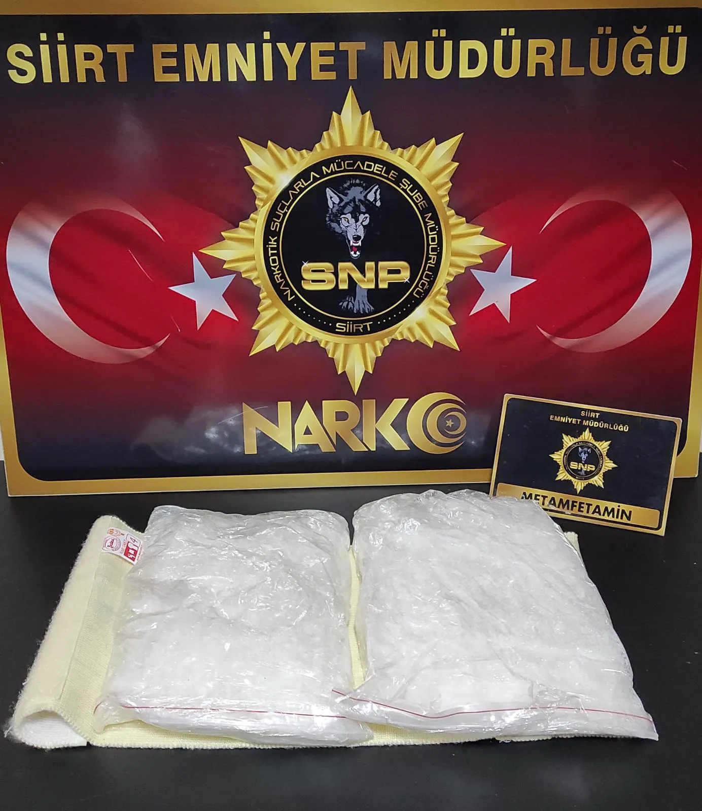 Vücuduna Korse ile Sardığı Uyuşturucuyla Beraber Yakalandı