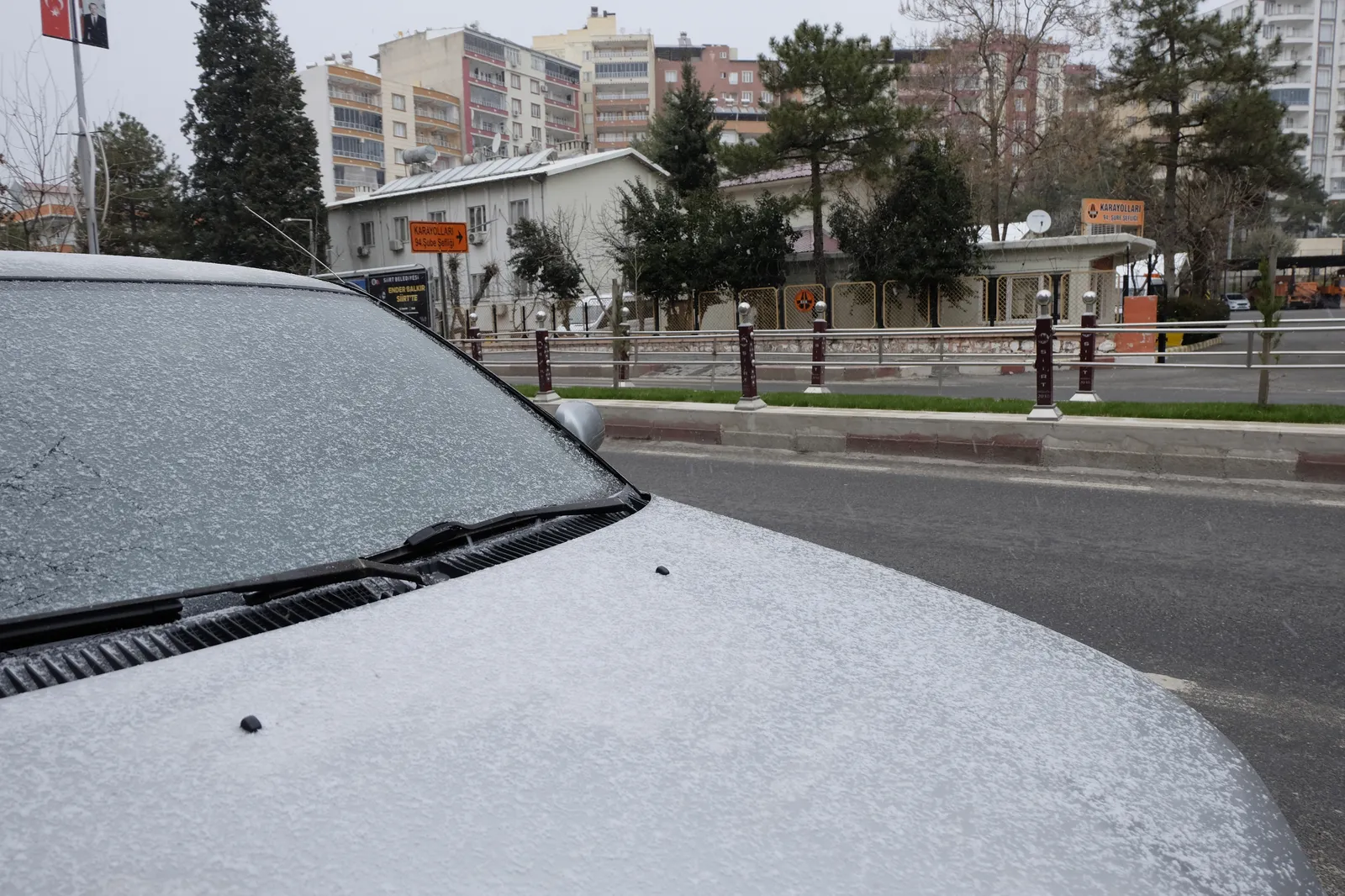 Siirt’te Yoğun Kar Yağışı Etkisini Arttırıyor