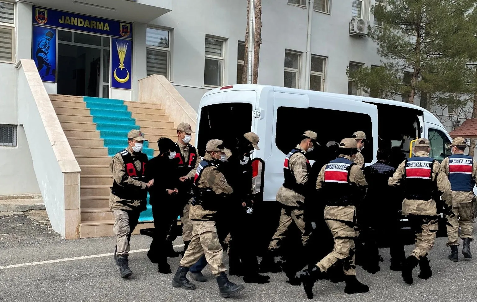 ŞİRVAN VE TİLLO’DA TERÖR OPERASYONU: 5 GÖZALTI