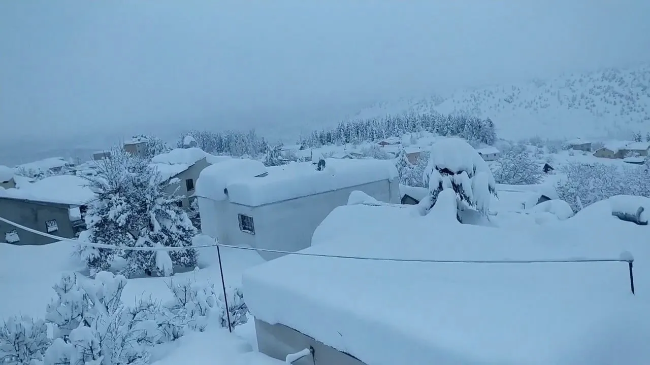 Yılın En Çok Karı Bu Köye Yağdı