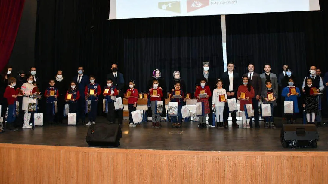 İzleme Sınavında Dereceye Girenlere Ödülleri Verildi
