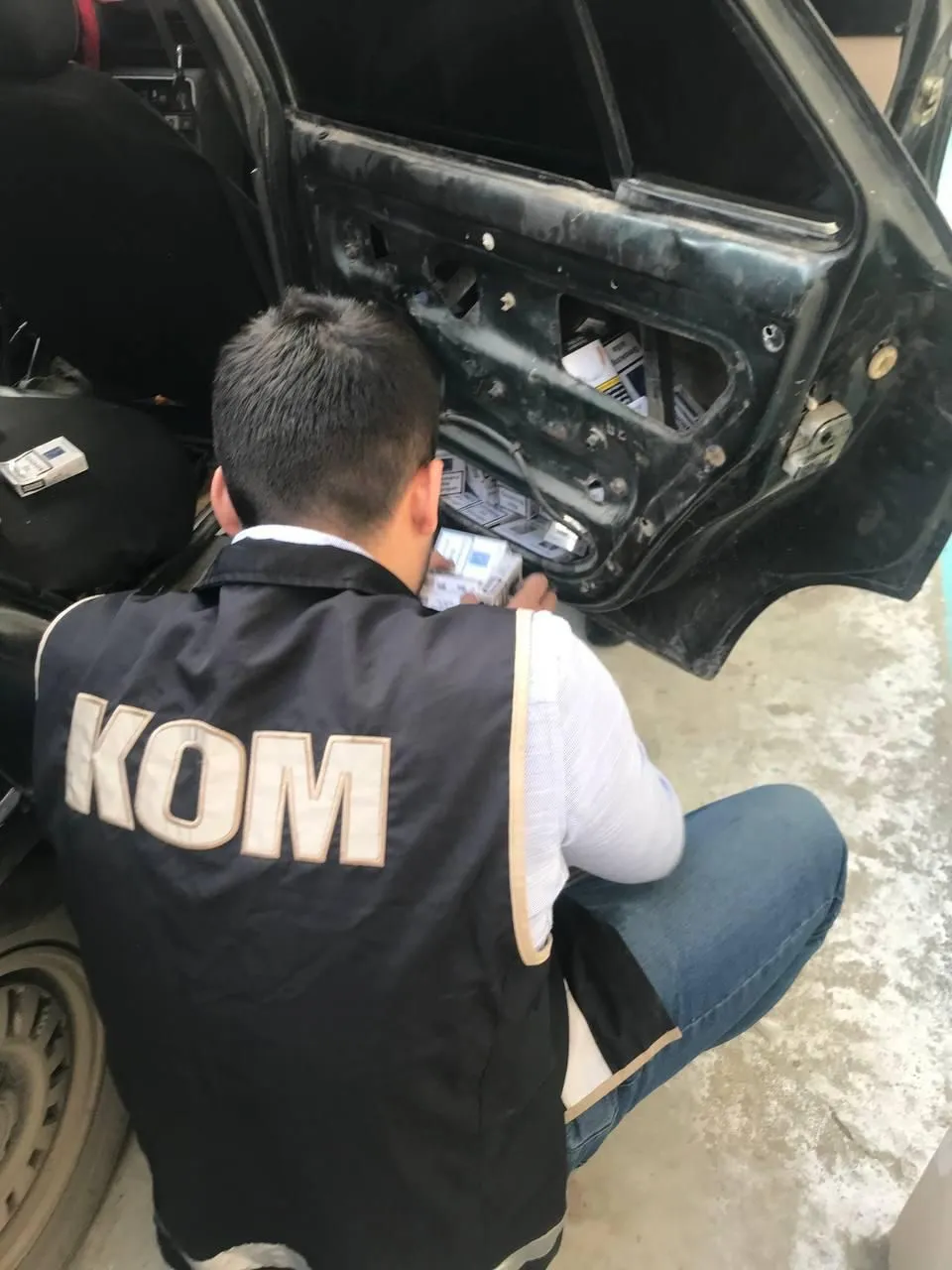 Eruh Yolunda 860 Paket Kaçak Sigara Ele Geçirildi