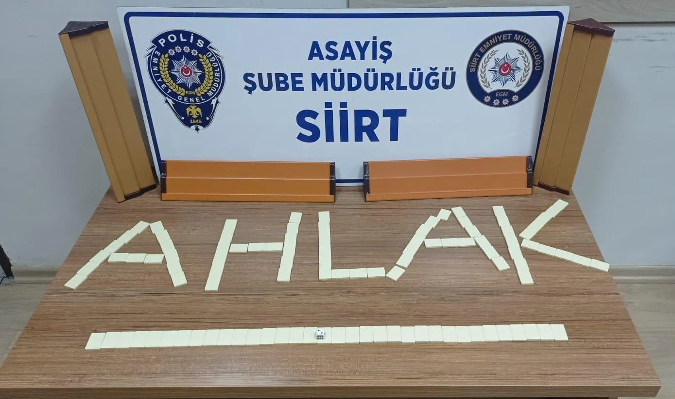 Siirt'te Kumar Oynatan İş Yerine Operasyon: 5 Gözaltı