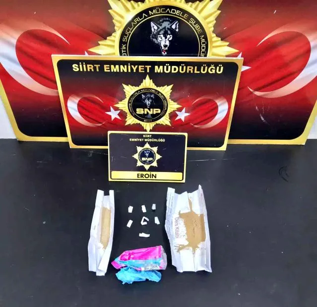 <strong>Siirt'te 7 Fişek Eroin Ele Geçirildi</strong>