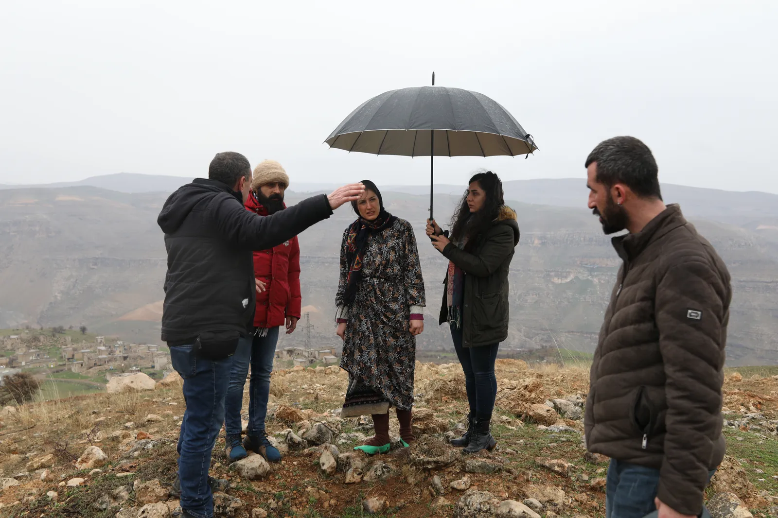 Elma Filminin Çekimleri Siirt Kayaboğaz Köyünde Devam Ediyor