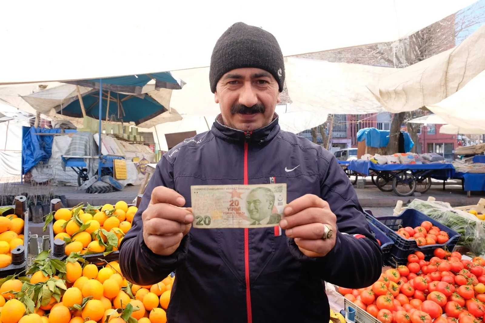Siirtli Bir Pazarcının Aldığı Paranın Üzerinde İlginç Not