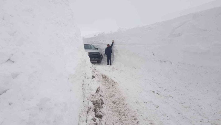 Siirt’te Kar Kalınlığı 5 Metreyi Aştı