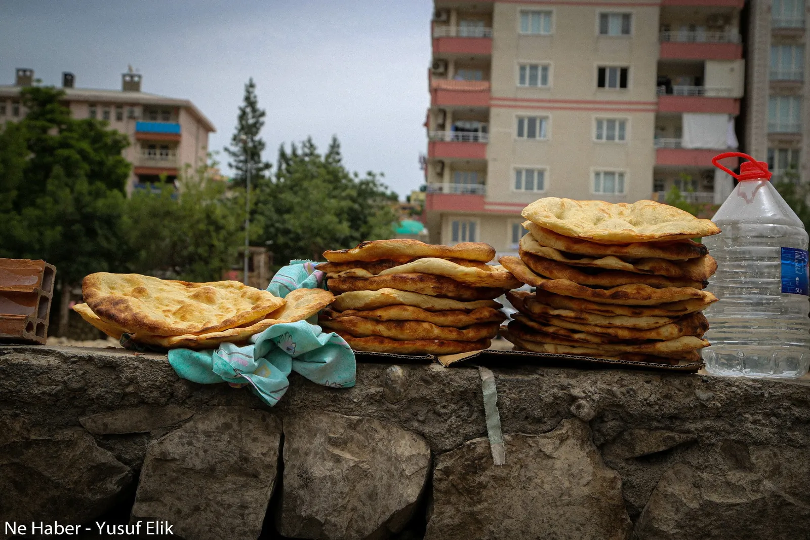 Foto Galeri | Apartmanların Arasında Tandır Ekmeği