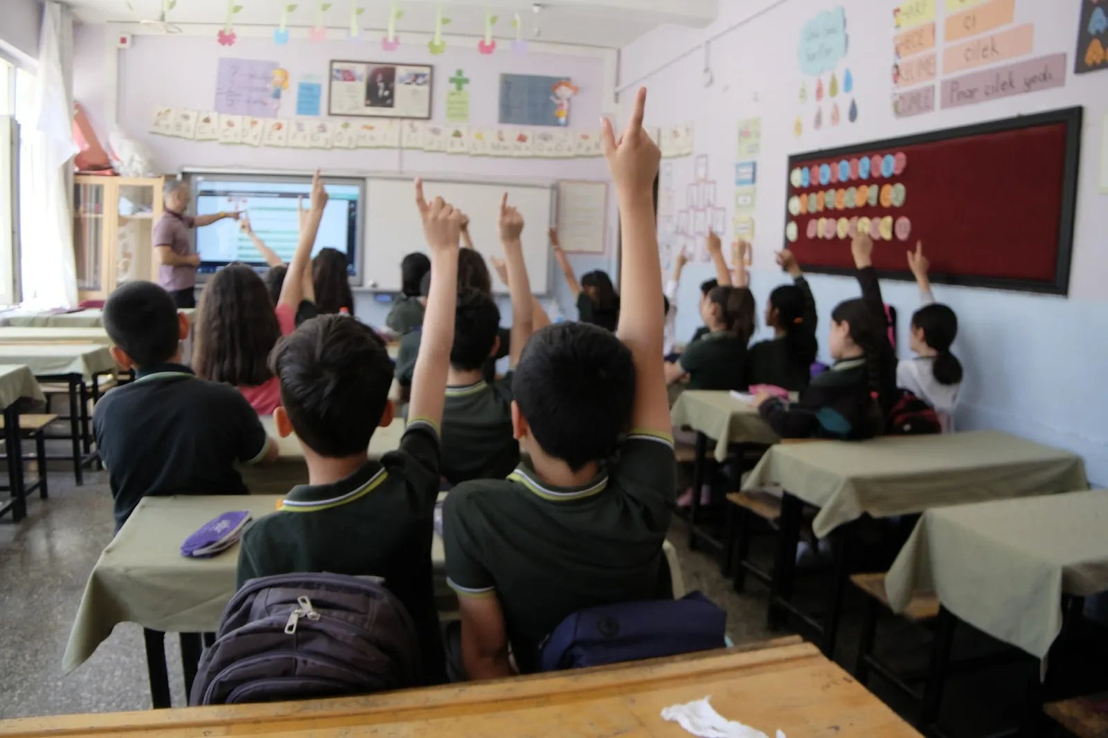 Siirt'te Çocuklar İngilizceyi Eğlenerek Öğreniyor