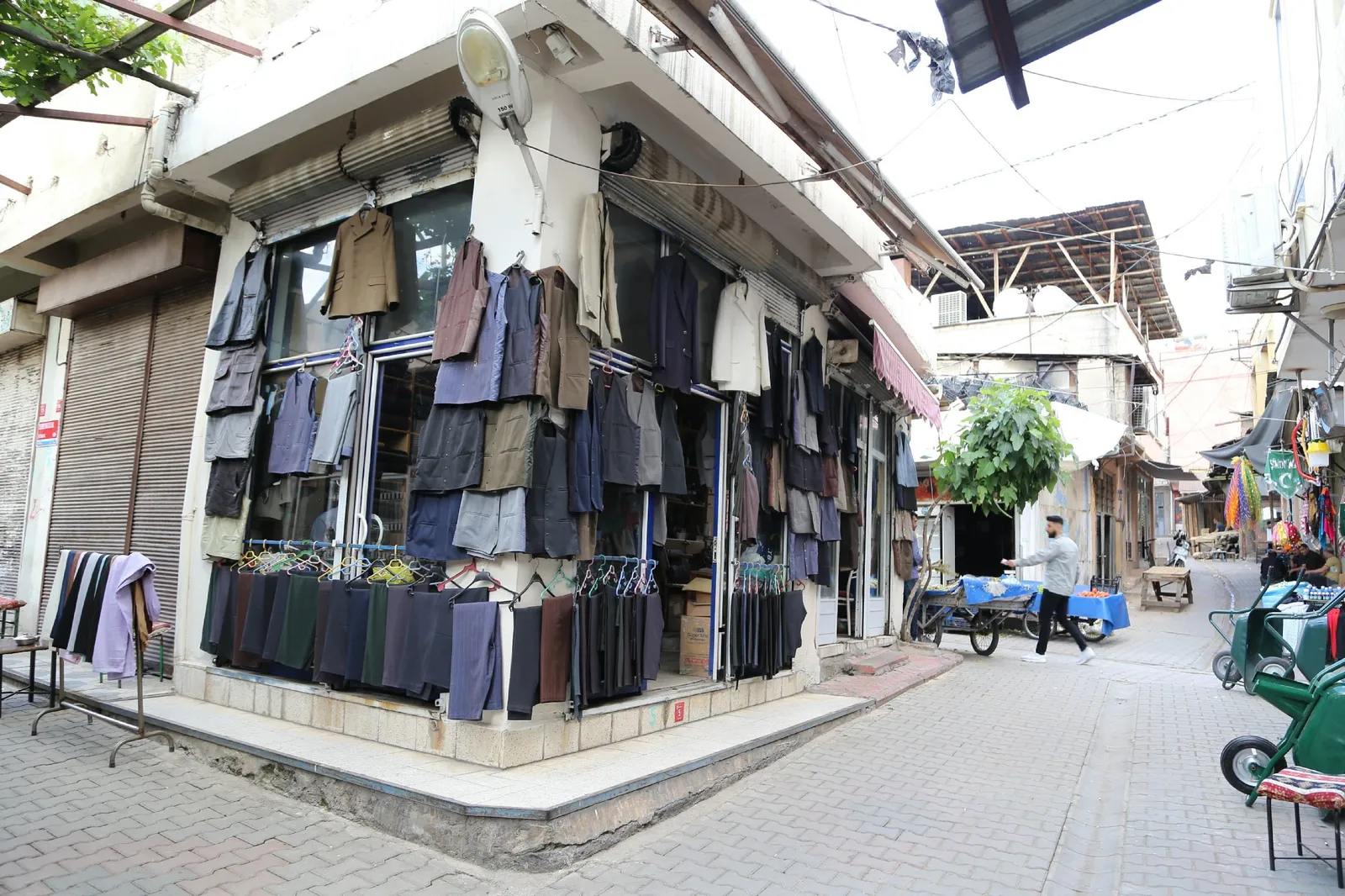 Terziler Son Demlerini Yaşıyor