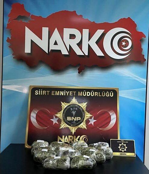 Siirt'te Bir Araçta 6 Kilogram Eroin Ele Geçirildi