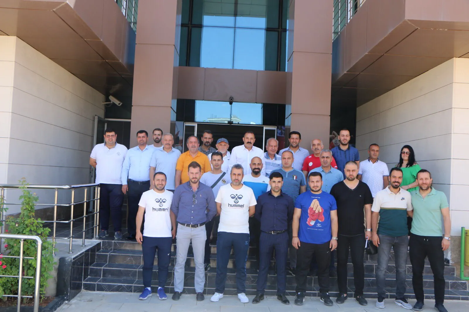 Siirt Gençlik ve Spor İl Müdürü Kısacık, Spor Branşı Temsilcileriyle Toplandı