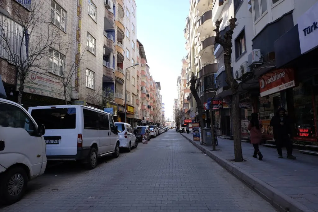 <strong>"Siirtliler Kiracılarını Çıkarıyor"</strong>