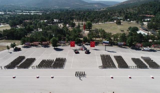126 General ve Amiralin Görev Yeri Değiştirildi