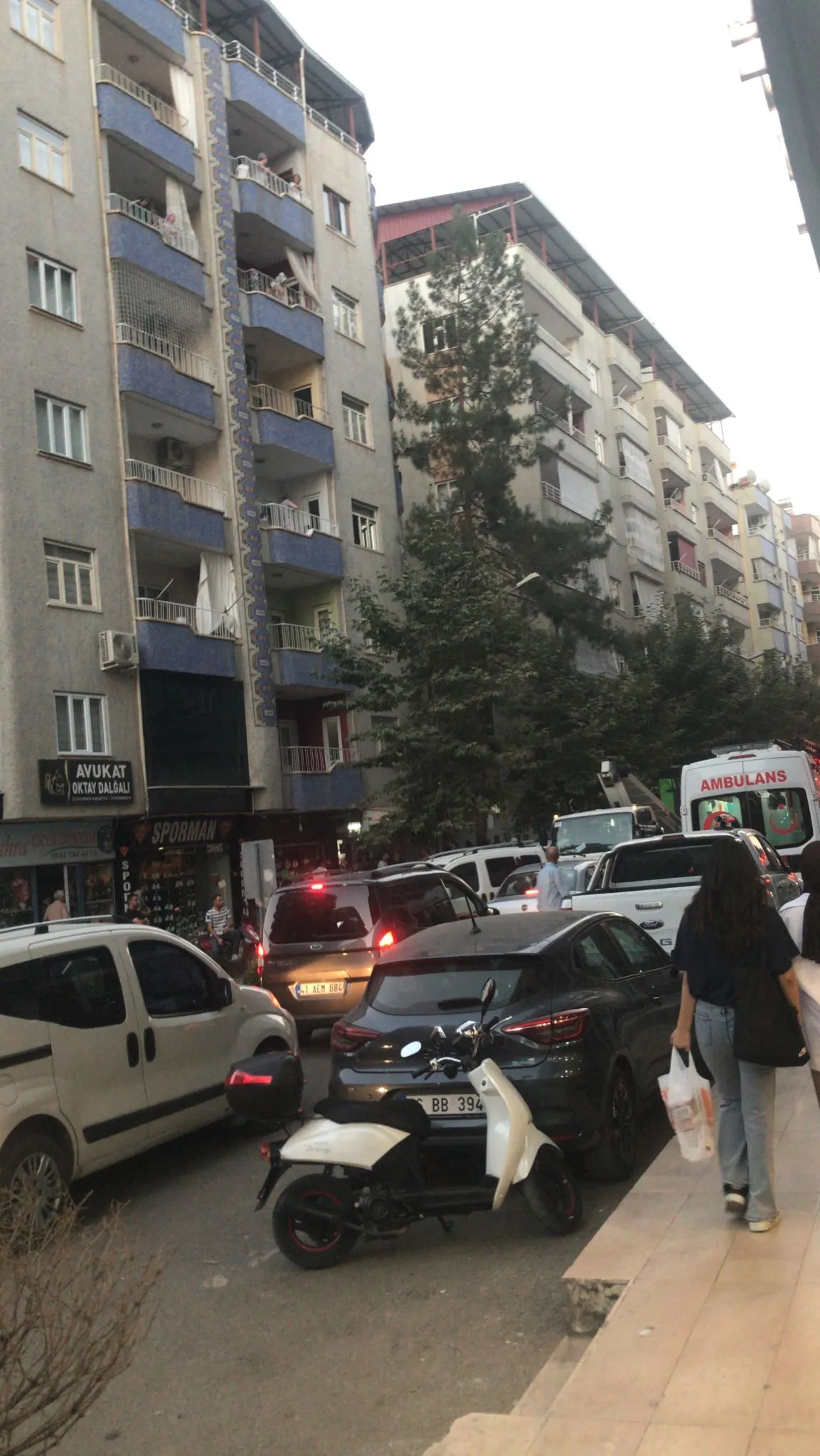 Siirt'te Bir Apartmanda Yangın Çıktı
