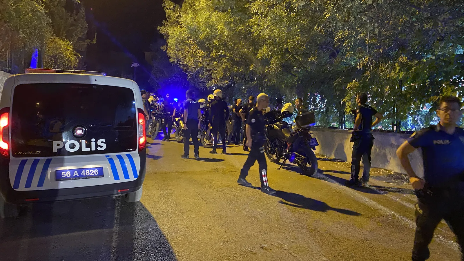 <strong>Dur İhtarına Uymayan Alkollü Sürücü Siirt’i Birbirine Kattı</strong>