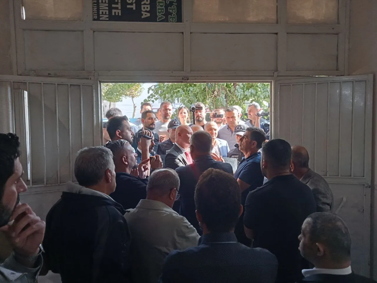Siirt’te HDP’nin Basın Açıklamasına İzin Verilmedi