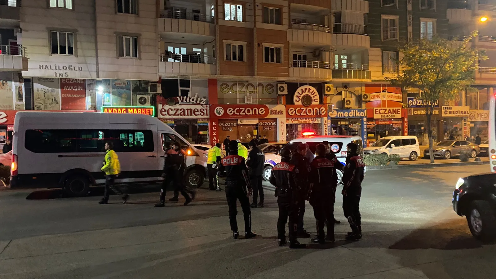 Siirt'te İlginç Olay, Polis Ateş Ederek Durdurabildi