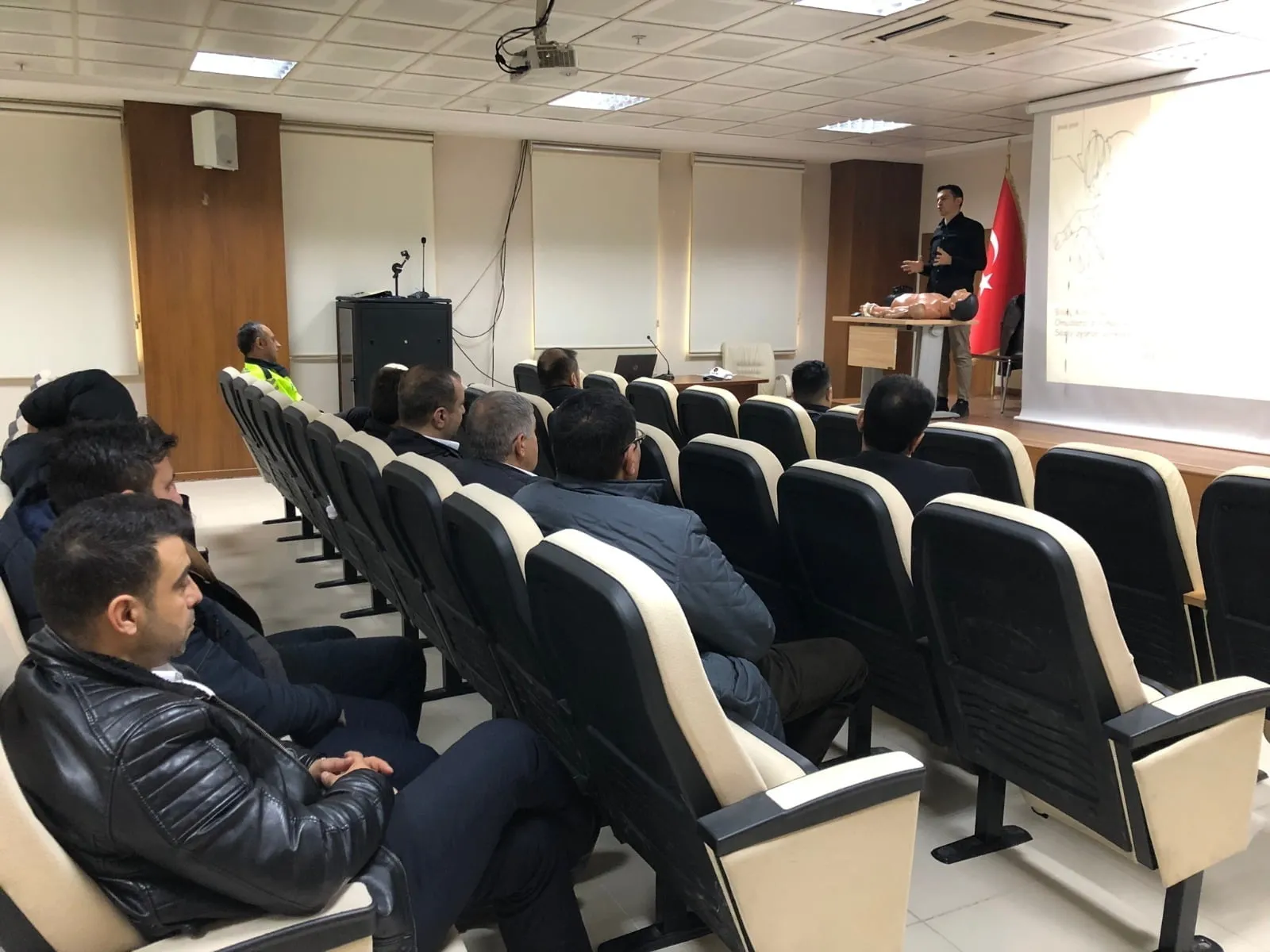 Siirt Belediyesi Otobüs Şoförlerine Eğitim Verildi
