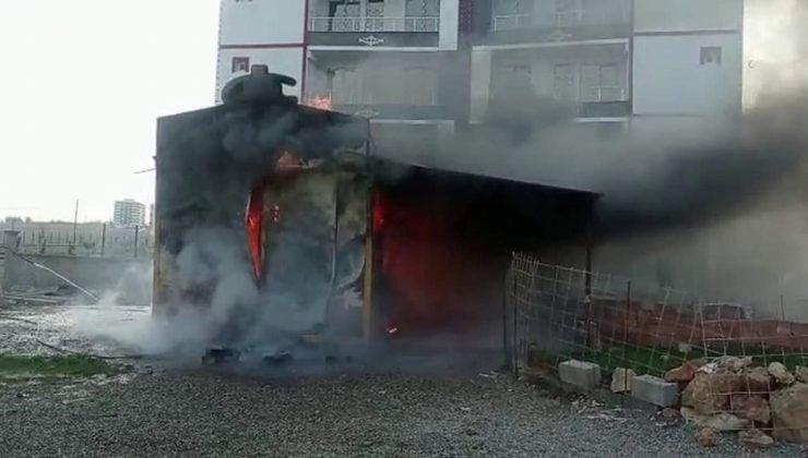 Siirt’te Bekçi Kulübesinde Çıkan Yangın İtfaiye Ekiplerince Söndürüldü