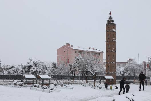 Meteoroloji Uyardı: Beklenen Kar Sonunda Geliyor
