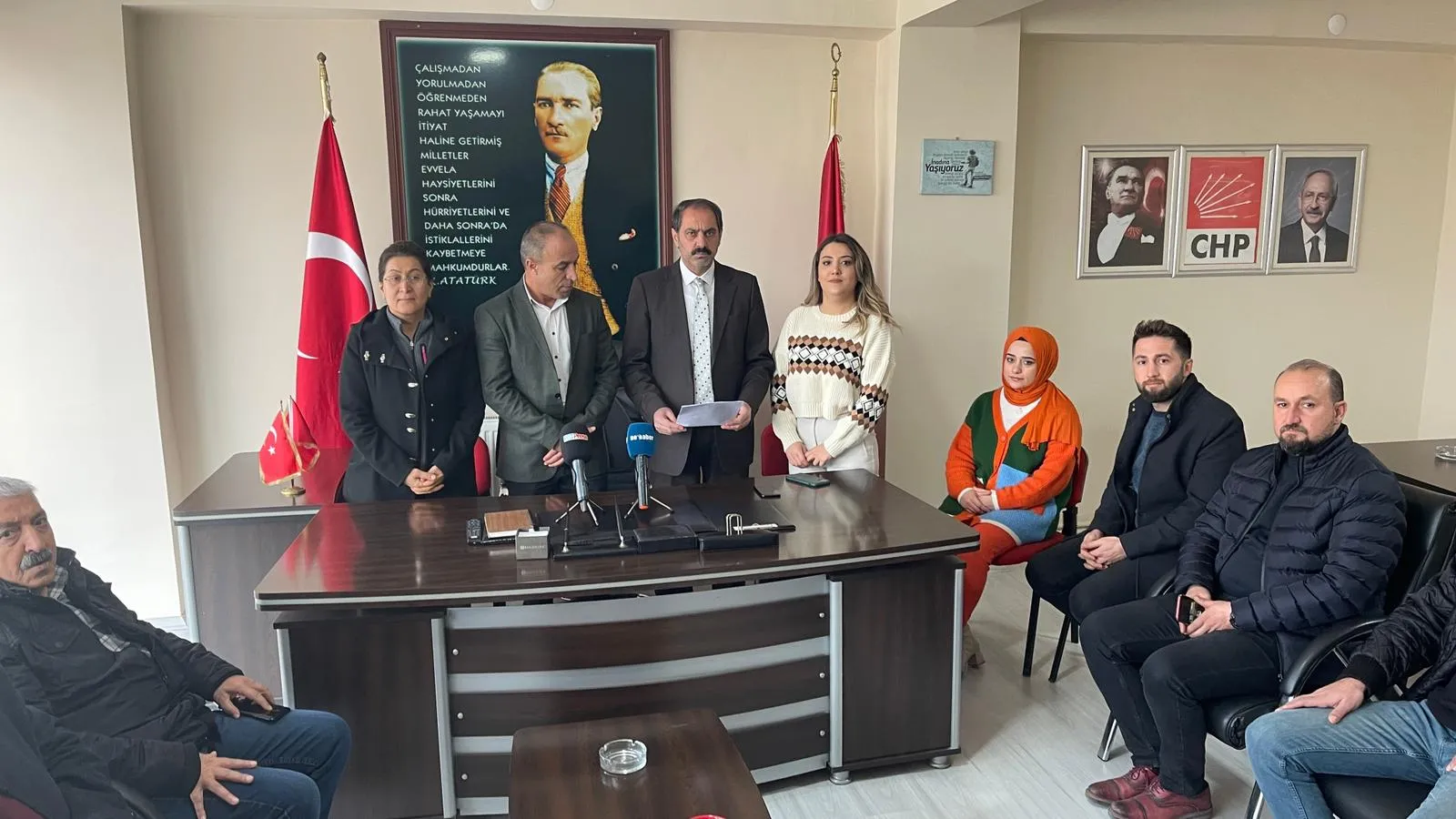 <strong>Siirt CHP: “Emeklilerimizden Çalınan Her Bir Kuruşu Yerine Koyacağız”</strong>