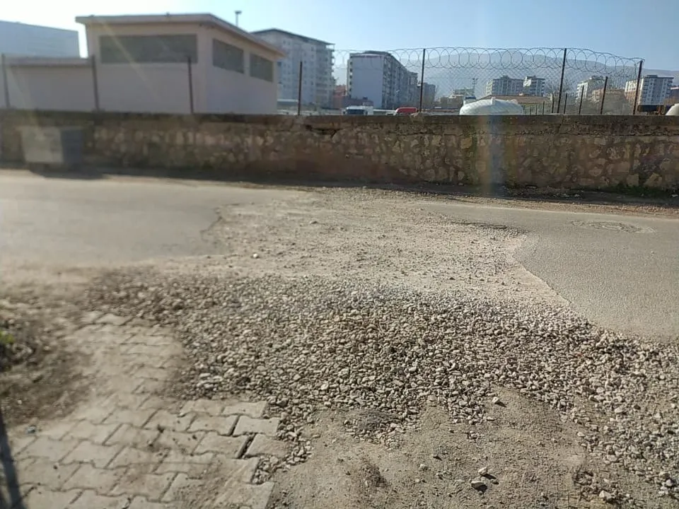 Kurtalan’da Yolu Bozuk Bırakıp Gittiler