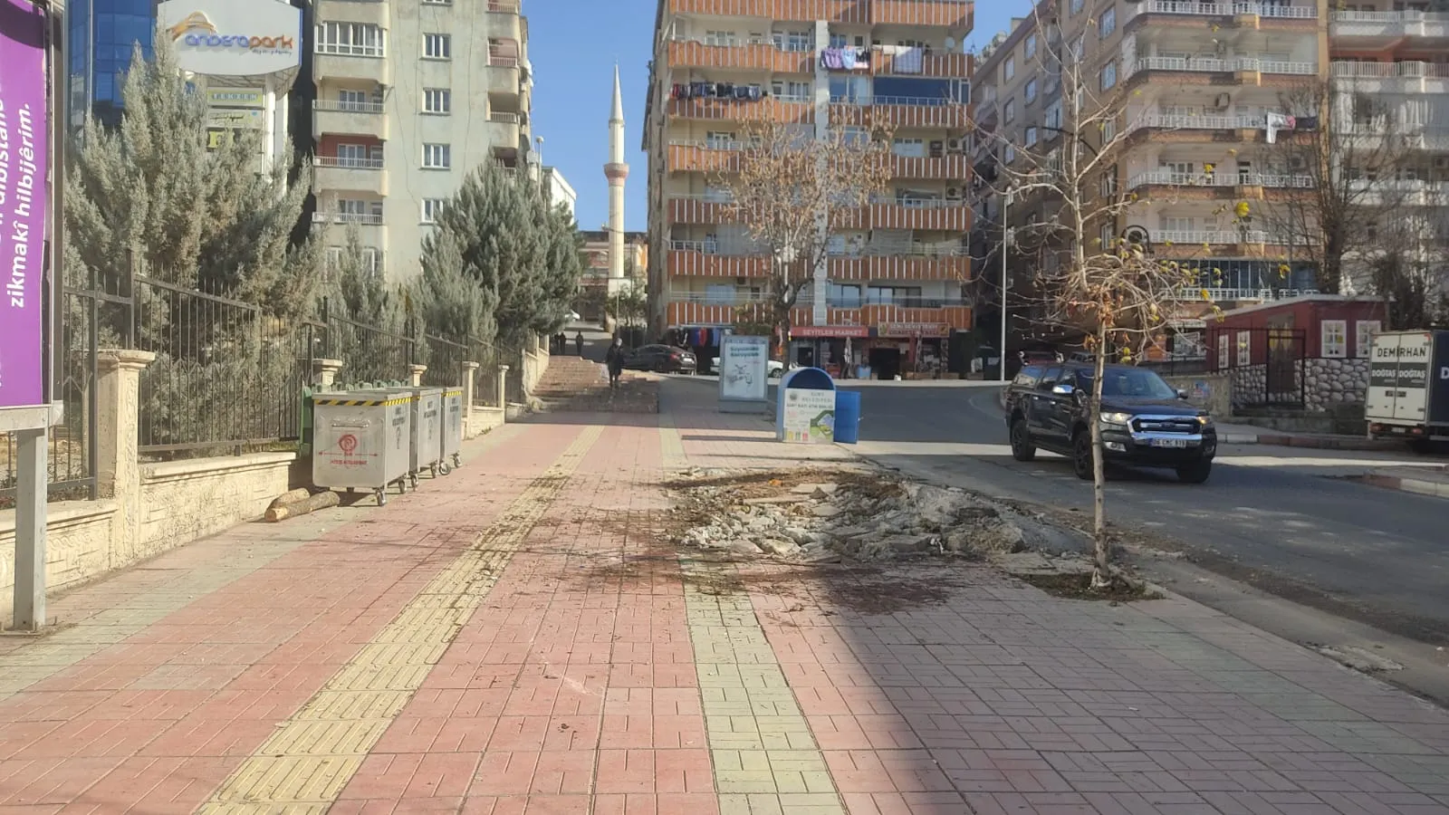 Çöpü Kontrol Edemeyince Çareyi Kapatmakta Buldular
