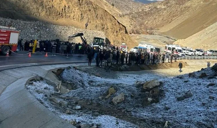 Siirt'te Kaza: 6'sı Ağır 12 Yaralı