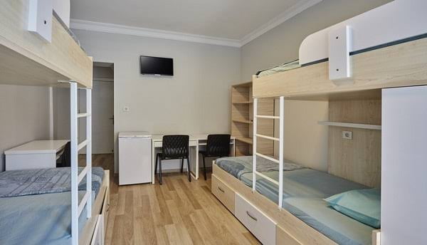 Depremzedelerin Barınması İçin Ayrılan Yurtlar Boşaltılıyor