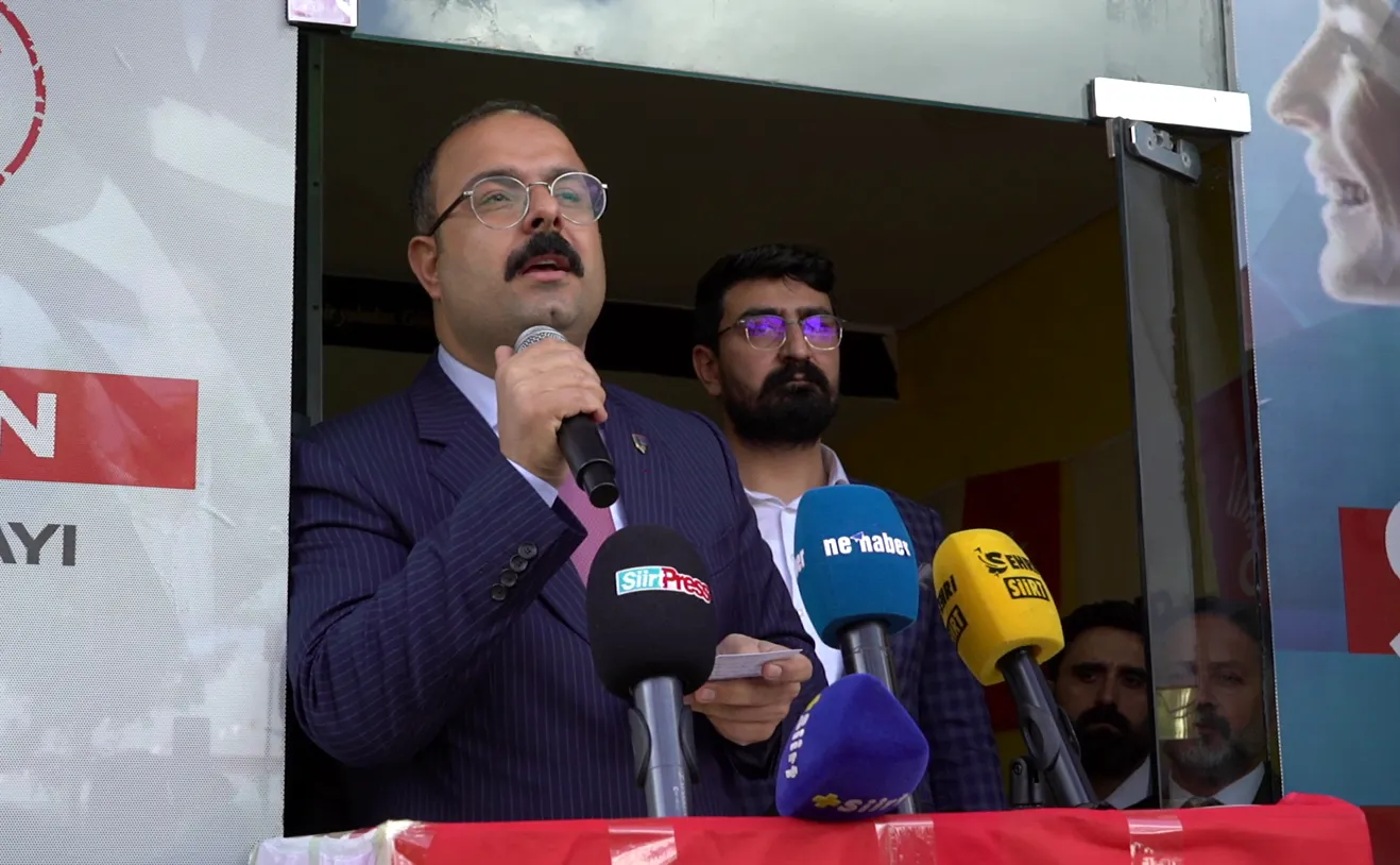 <strong>Dayanan: “Bakan Havalimanına İndi Vatandaş İnemedi”</strong>