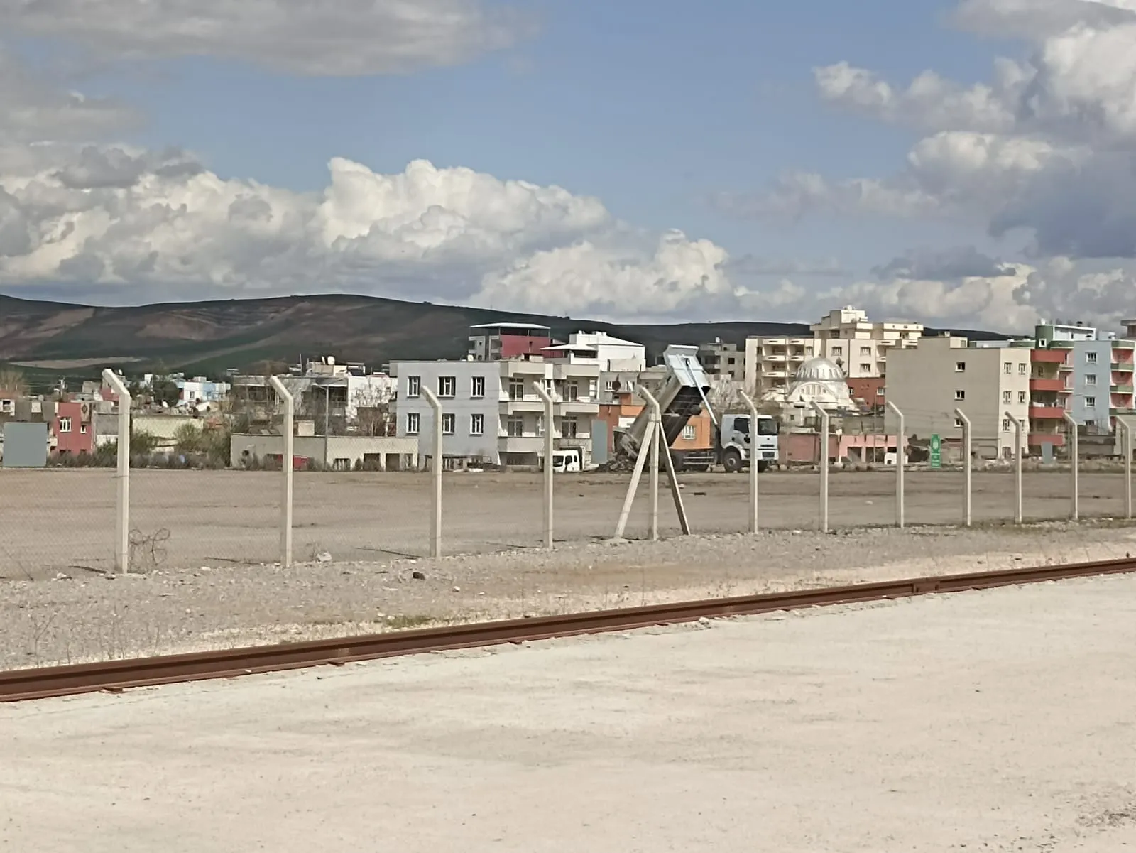 Kömür Sahası Moloz Alanına Döndü