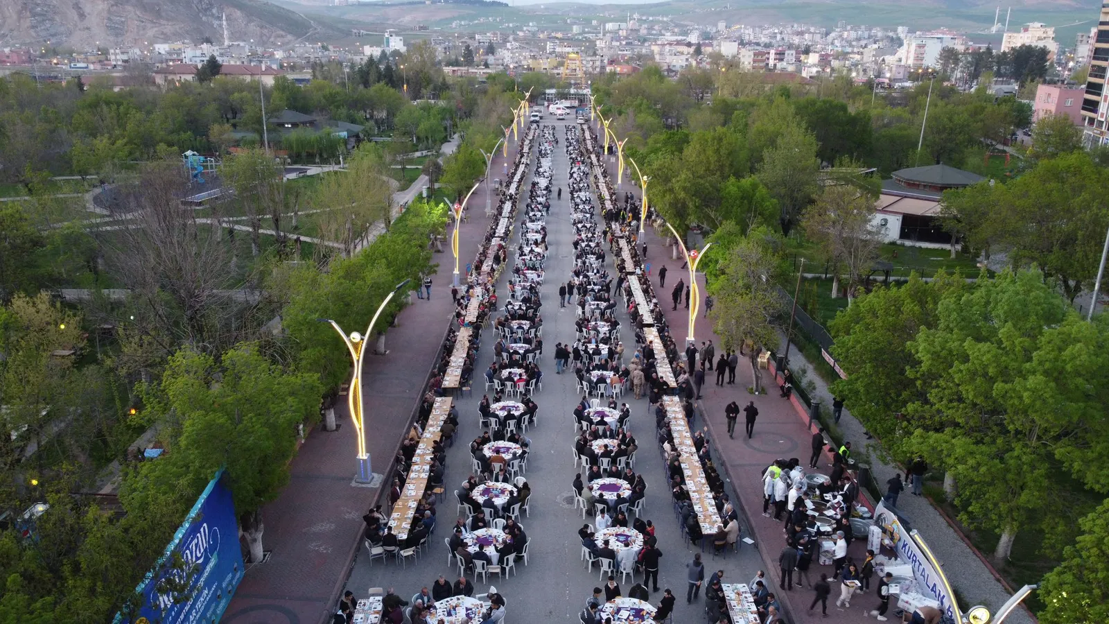 Kurtalan’da 3 Bin Kişilik Gönül Sofrası Kuruldu