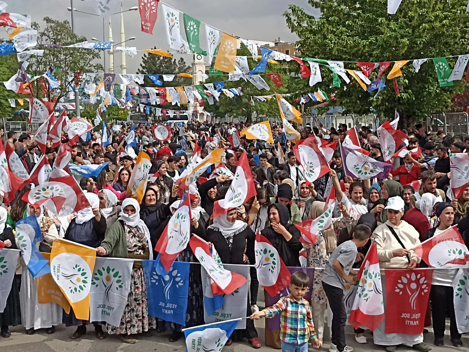 Kurtalan’da Yeşil Sol Parti Mitingi Gerçekleştirildi