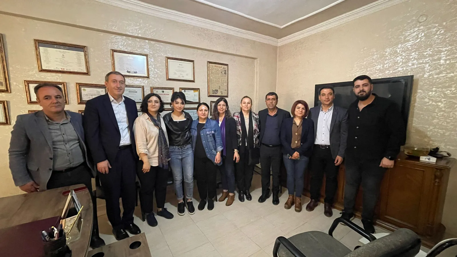 Yeşil Sol Parti Adayları Ne Haber Ajansını Ziyaret Etti
