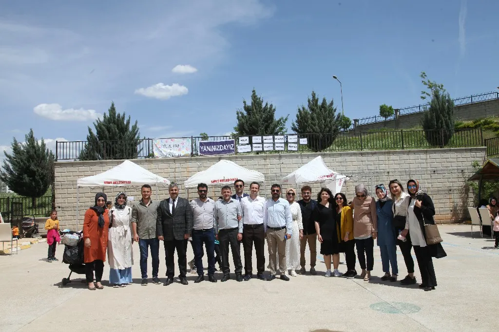 Bu Okulda Depremzedeler Unutulmuyor
