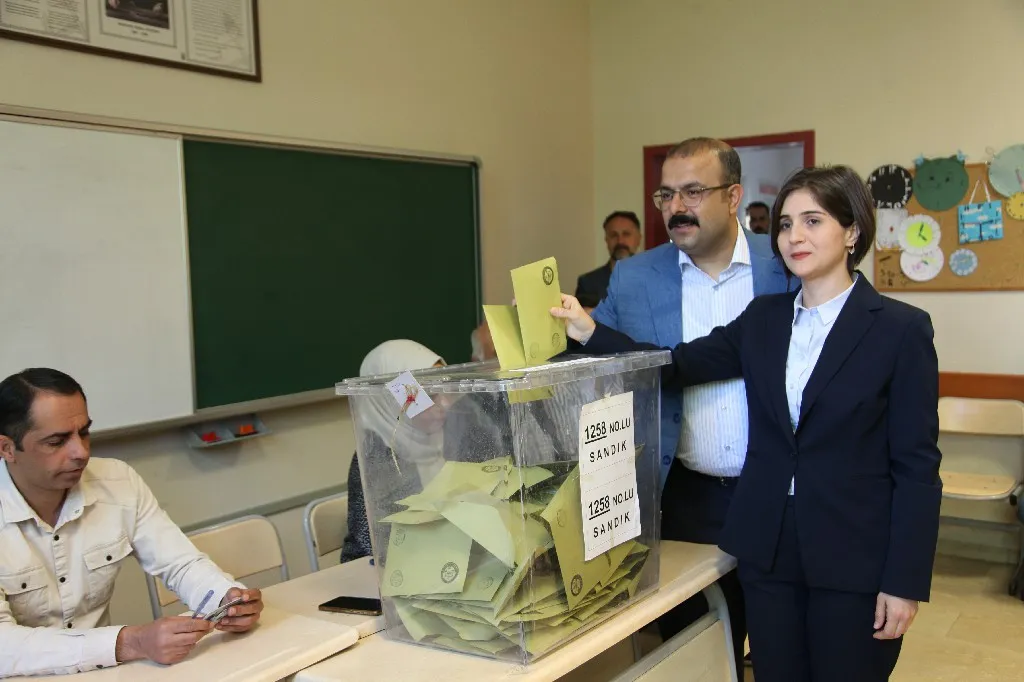Millet İttifakı Adayı Dayanan da Oyunu Kullandı