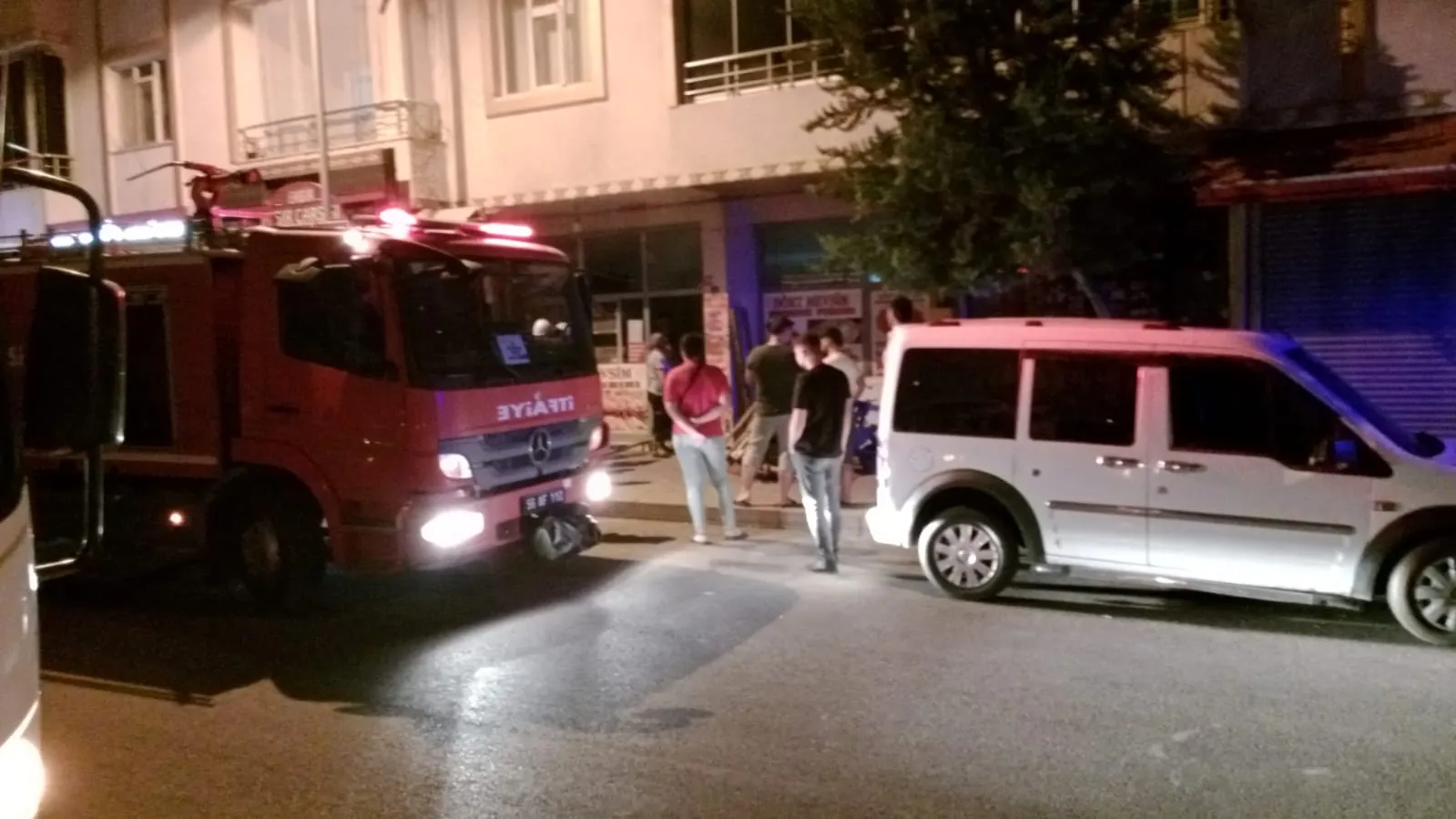 Gece Saatlerinde Fırında Yangın