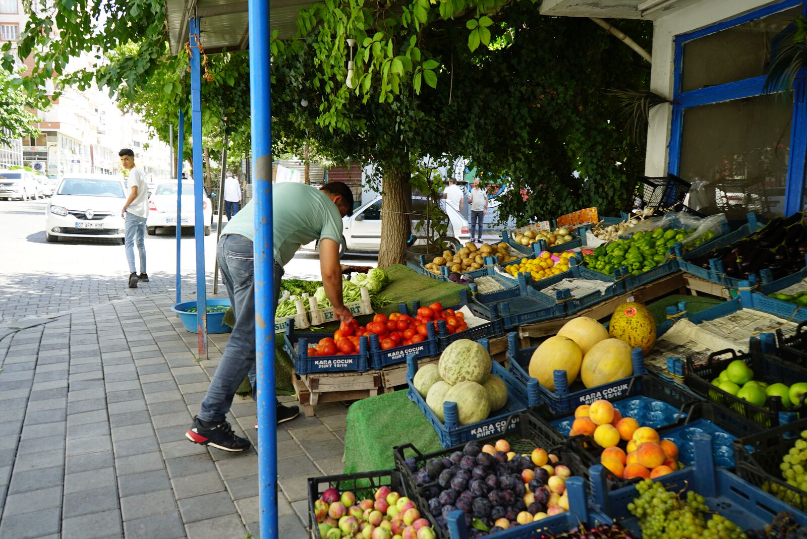 Acur Hem Yok Hem Pahalı