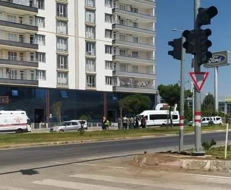 Ford Kavşağında Trafik Kazası: 1 Yaralı