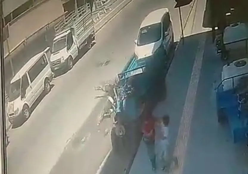 Motosiklet Kazası Güvenlik Kamerasında