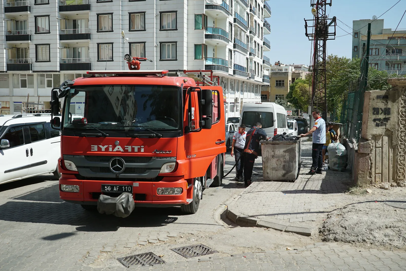 Çöp Yangınını İtfaiye Söndürdü
