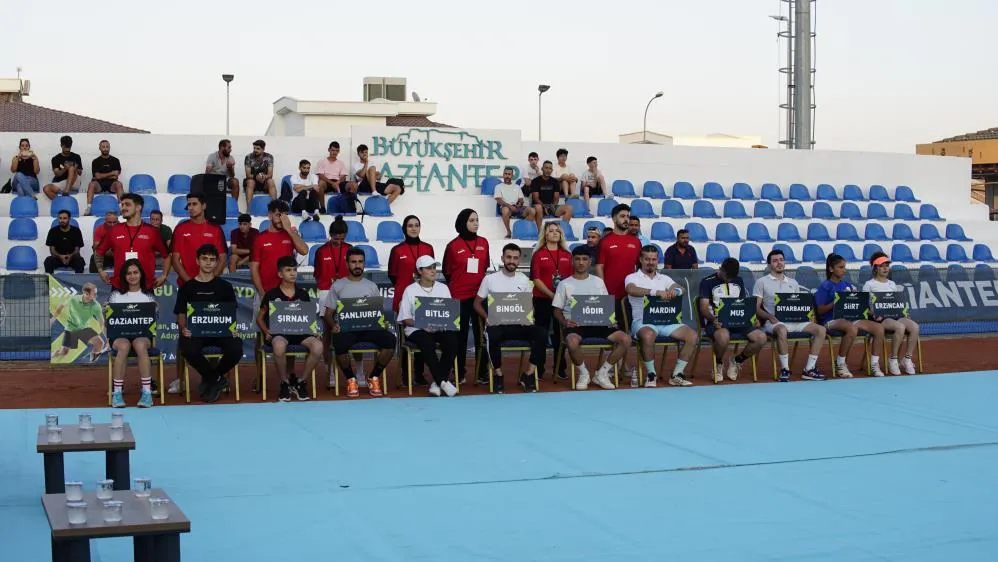 Doğu ve Güneydoğu Tenis Şampiyonası Başladı