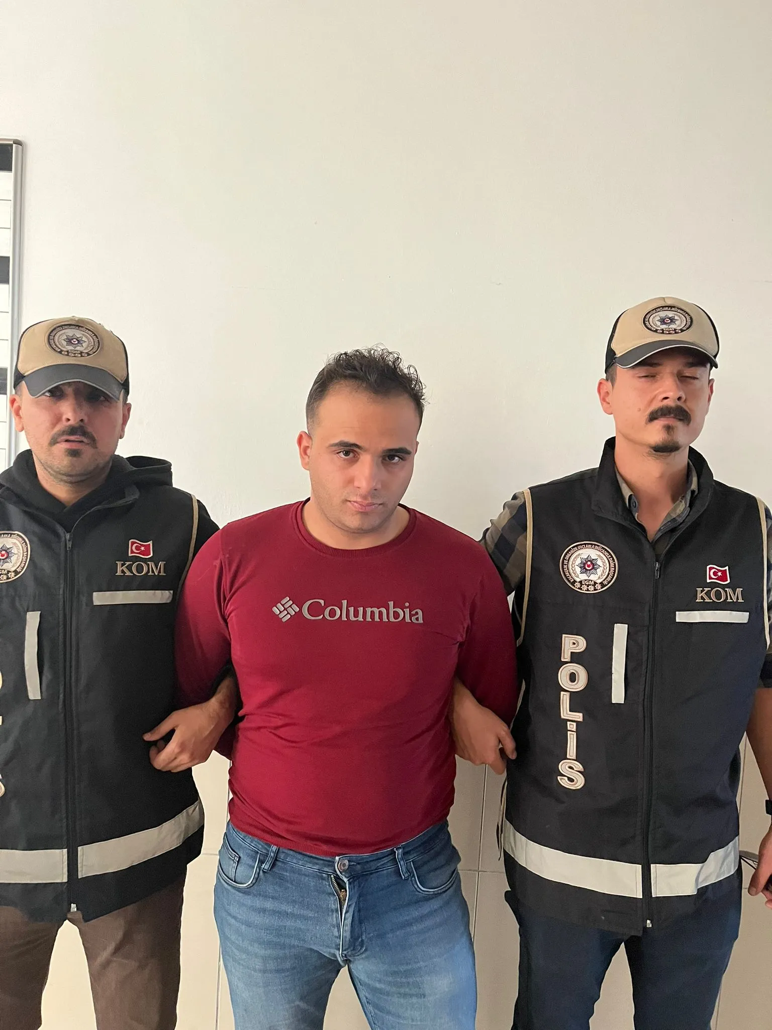 SİİRT EMNİYETİ SAHTE MİTÇİYİ KISKIVRAK YAKALADI
