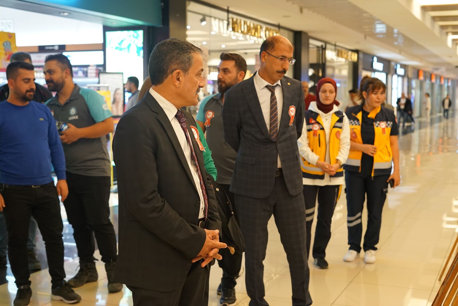 Siirt’te “100 Yıldır Aynı Aşk Aynı Heyecan” Temalı Sergi