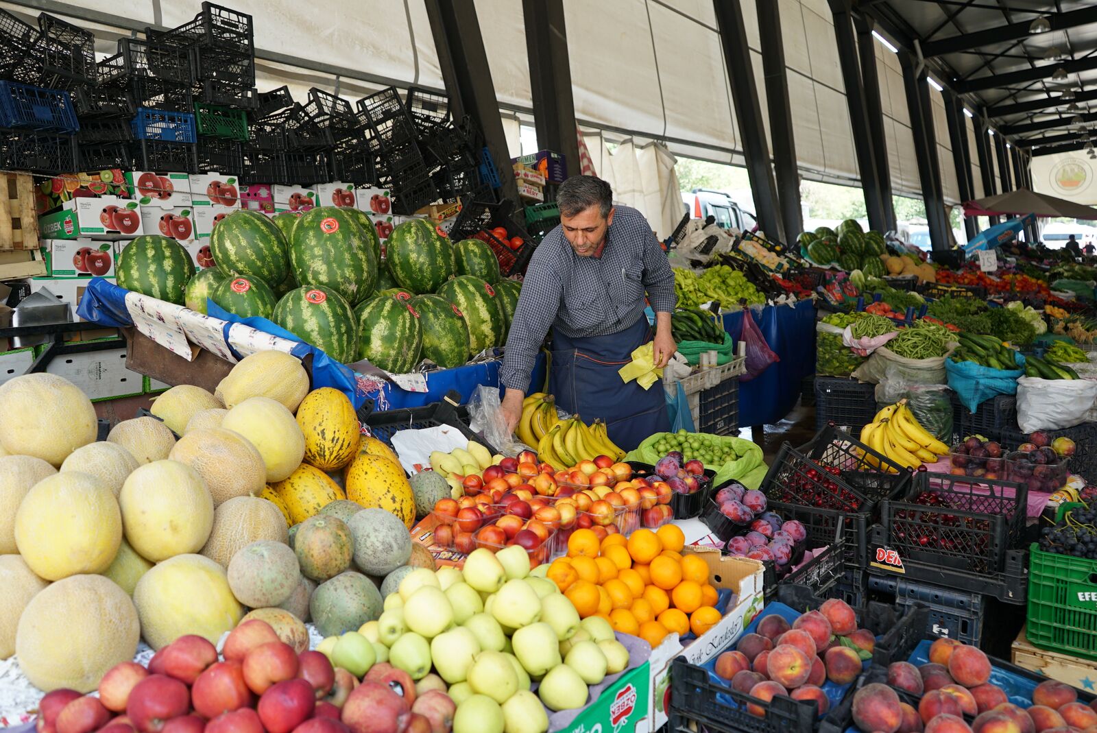 Vatandaş Ucuz Meyve Yiyemiyor!
