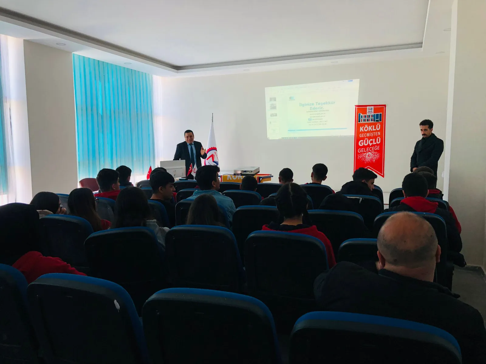 KOSGEB Meslek Lisesi Öğrencilerine Girişimcilik Konferansı Verdi